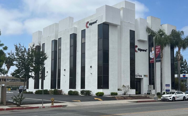 Pictures of Retail, Office property located at 22736 Vanowen St, Los Angeles, CA 91307 for lease - image #1