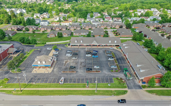 Pictures of Retail property located at 6065 Telegraph Rd, St. Louis, MO 63129 for lease - image #1
