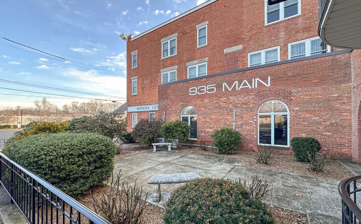 7eb3ecb8795542669d8dc3350c25d19e_716x444