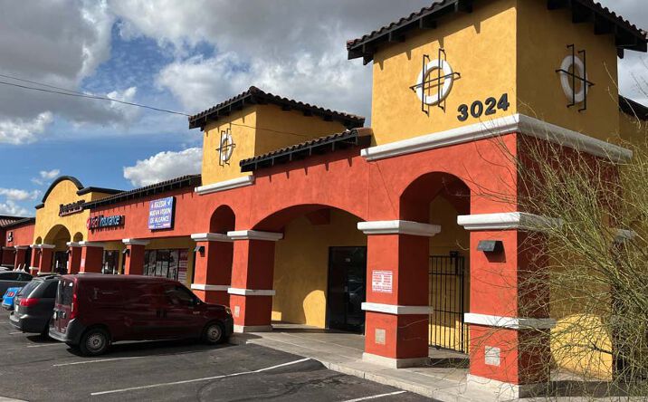 Pictures of Retail property located at 3020 & 3024 W Van Buren St, Phoenix, AZ 85009 for lease - image #1