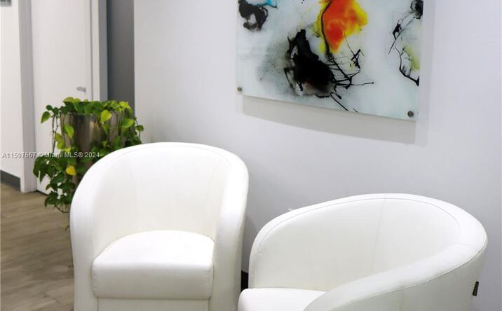 Pictures of Office property located at 2655 S Le Jeune Rd # 3 #PH2A-3, Coral Gables, FL 33134 for lease - image #1