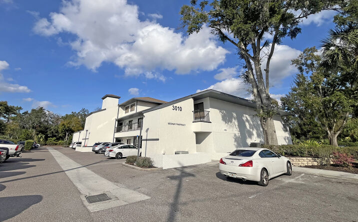 Pictures of Office property located at 3010 E 138th Ave, Tampa, FL 33613 for lease - image #1