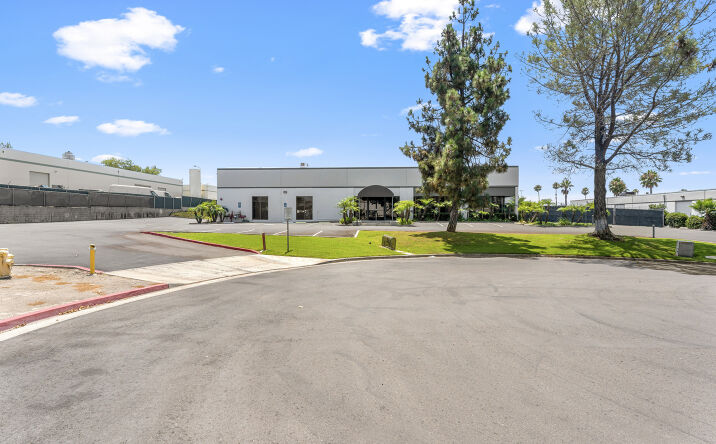 Pictures of Industrial property located at 8225 Mercury Ct, San Diego, CA 92111 for lease - image #1