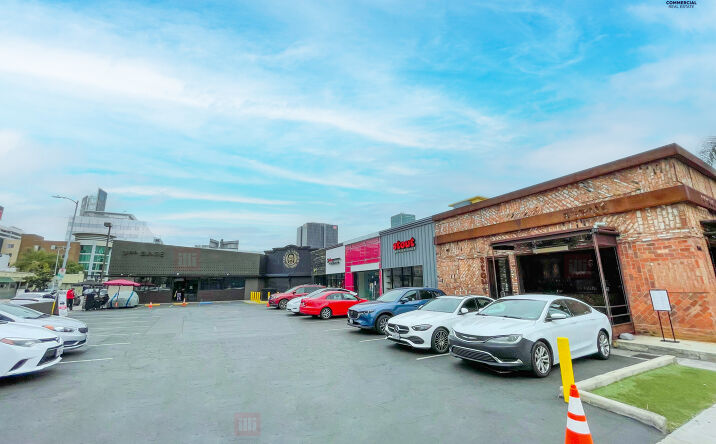 Pictures of Retail property located at 1550 N Cahuenga Blvd, Los Angeles, CA 90028 for lease - image #1