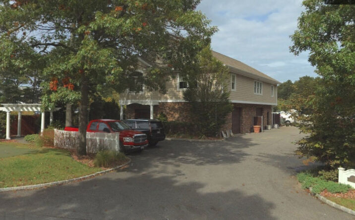 Pictures of Industrial property located at 487 Furrows Rd, Holbrook, NY 11741 for lease - image #1