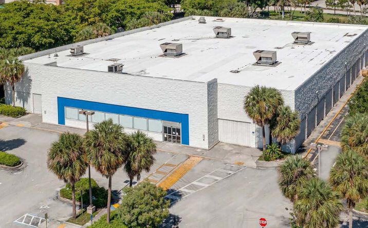 Pictures of Retail property located at 601 N Congress Ave, Boynton Beach, FL 33435 for lease - image #1