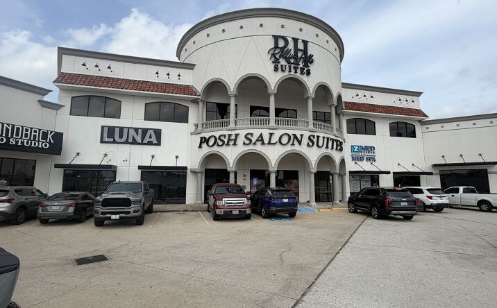 Pictures of Retail, Office, Special Purpose property located at 314 Sawdust Rd, Spring, TX 77380 for lease - image #1