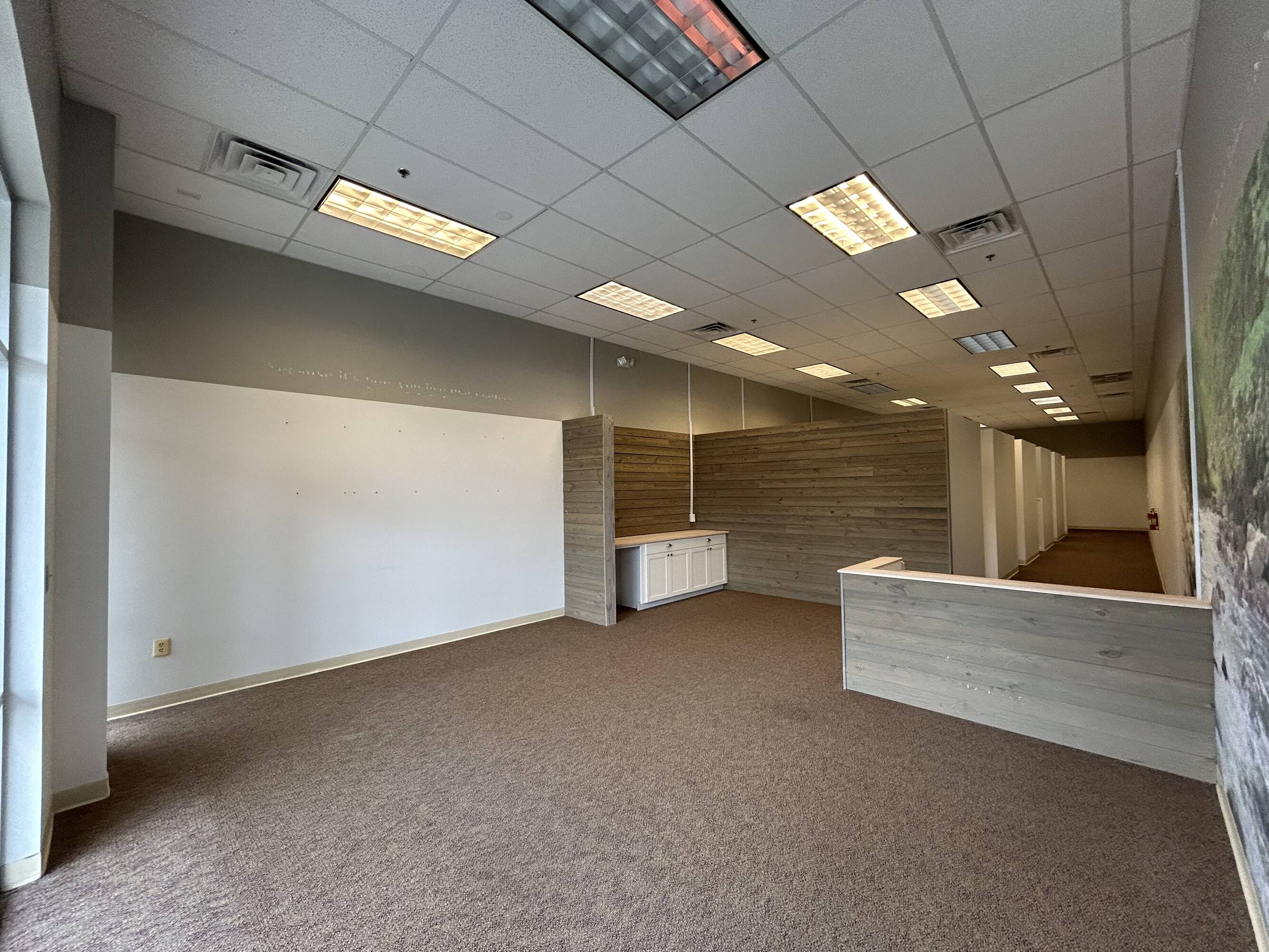 1080 Virginia Center Pkwy, Glen Allen,