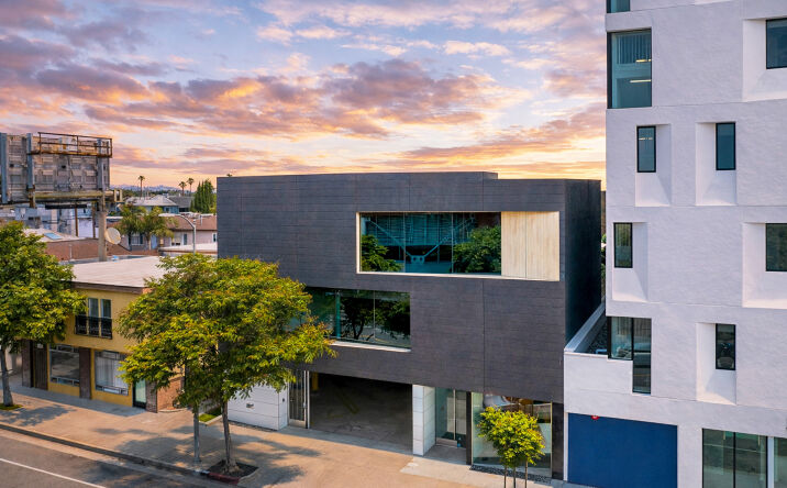 Pictures of Office property located at 3760 Motor Ave, Los Angeles, CA 90034 for lease - image #1
