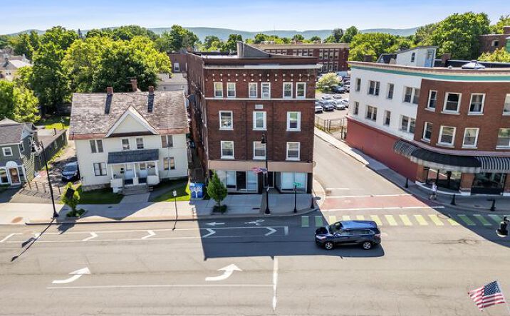 Pictures of Retail, Office property located at 3 Orchard St, Pittsfield, MA 01201 for lease - image #1
