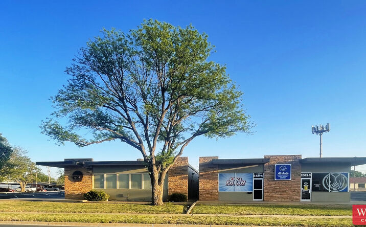 Pictures of Office property located at 2315-2321 50th Street, Lubbock, TX 79412 for lease - image #1