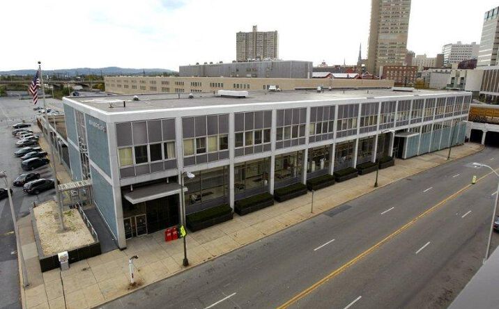 Pictures of Industrial property located at 815 Market St, Harrisburg, PA 17101 for lease - image #1