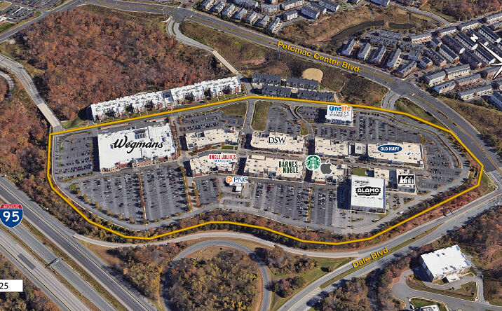 Pictures of Retail, Restaurant property located at 14801 Dining Way, Woodbridge, VA 22191 for lease - image #1