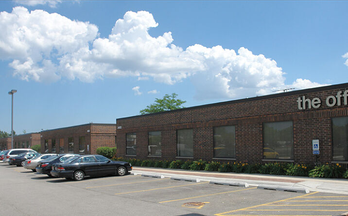 Pictures of Office property located at 3401 N Kennicott Ave, Arlington Heights, IL 60004 for lease - image #1