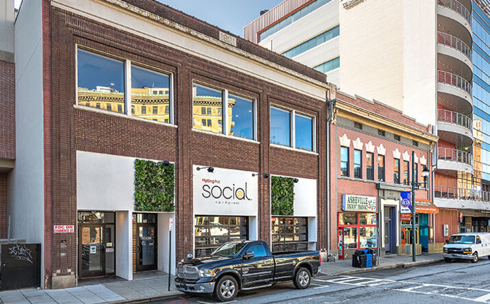 Pictures of Retail, Restaurant property located at 74 Patton Ave, Asheville, NC 28801 for lease - image #1
