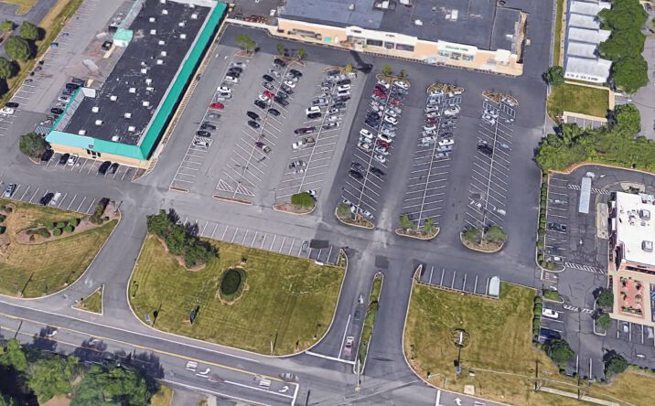 Pictures of Retail property located at 256 US-206, Hillsborough Township, NJ 08844 for lease - image #1