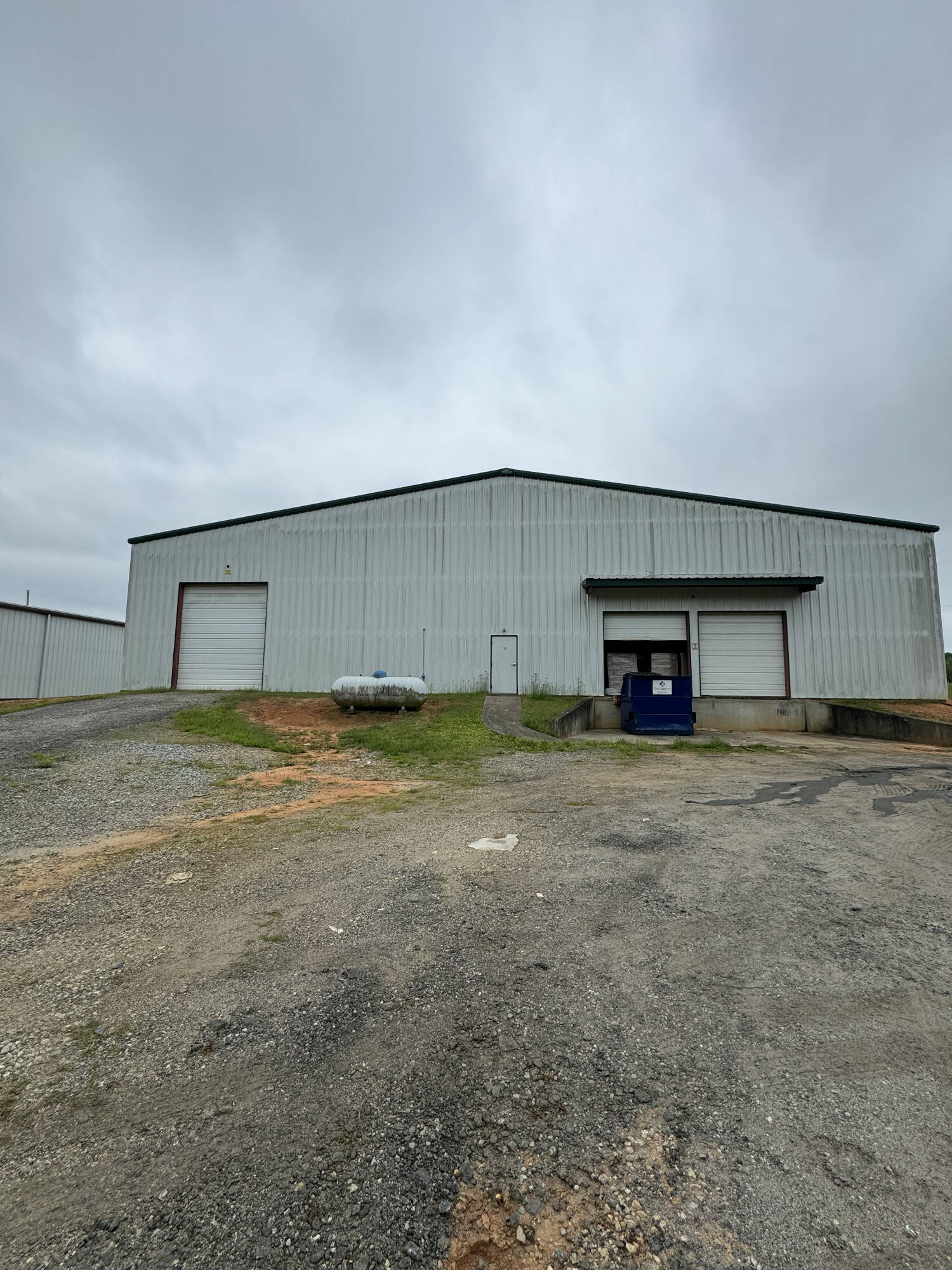 98 Fairview Church Rd, Spartanburg, SC 29303