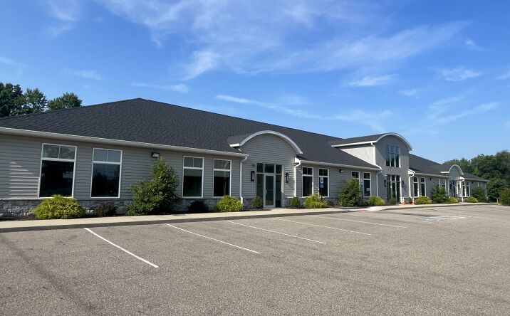Pictures of Office property located at 7034 Braucher St NW, North Canton, OH 44720 for lease - image #1