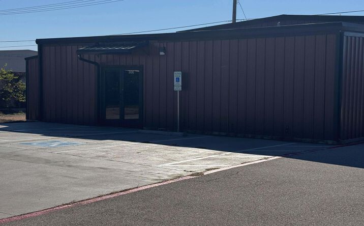 Pictures of Retail, Office property located at 12780 W State Hwy 29, Liberty Hill, TX 78642 for lease - image #1