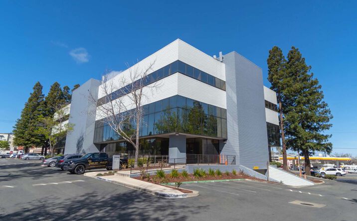 Pictures of Retail property located at 2890 N Main St, Walnut Creek, CA 94597 for lease - image #1