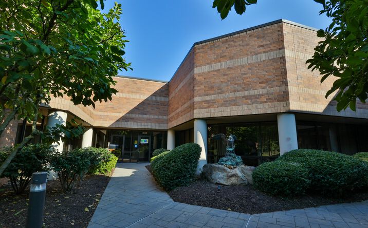 Pictures of Office, Industrial property located at 1510 Valley Center Pkwy, Bethlehem, PA 18017 for lease - image #1