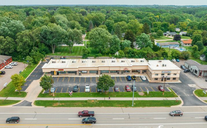 Pictures of Retail property located at 2643 S Lapeer Rd, Orion Township, MI 48360 for lease - image #1