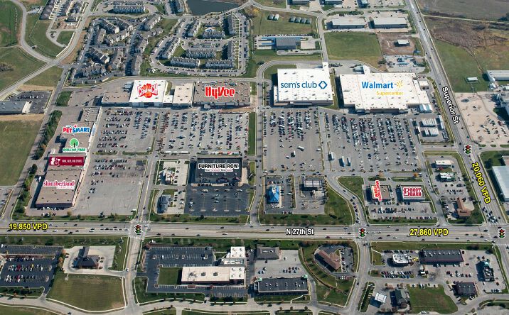 Pictures of Retail property located at N 27th & Superior, Lincoln, NE 68521 for lease - image #1