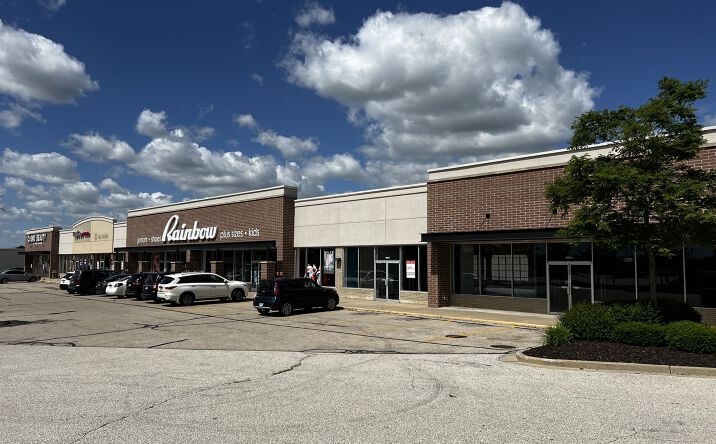 Pictures of Retail property located at 10448 W Silver Spring Dr, Milwaukee, WI 53225 for lease - image #1