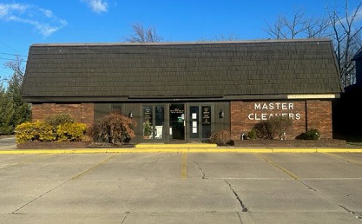 Pictures of Retail, Industrial property located at 232 Front St, Berea, OH 10038 for lease - image #1