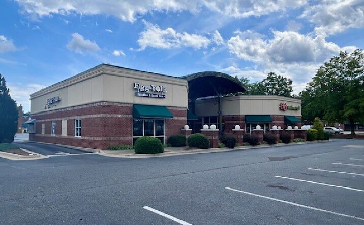 Pictures of Restaurant property located at 610 Red Banks Rd, Greenville, NC 27858 for lease - image #1