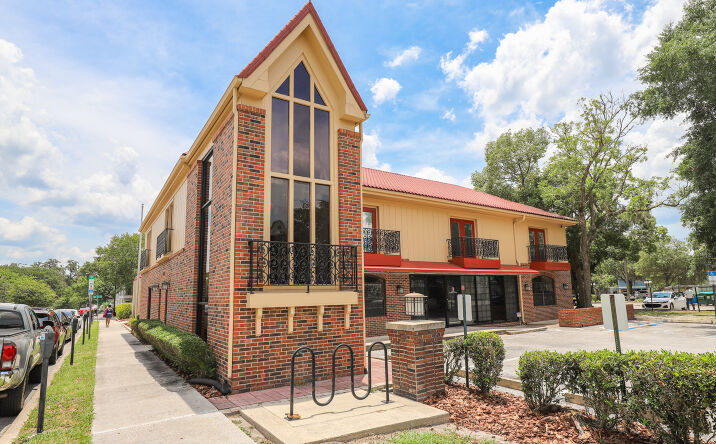 Pictures of Retail, Office property located at 305 SE 2nd Ave, Gainesville, FL 32601 for lease - image #1