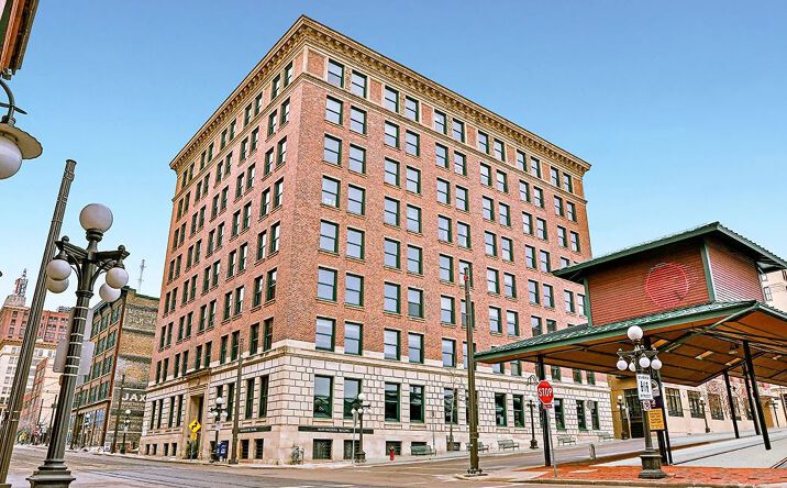 Pictures of Office property located at 4th St E, St Paul, MN 55101 for lease - image #1