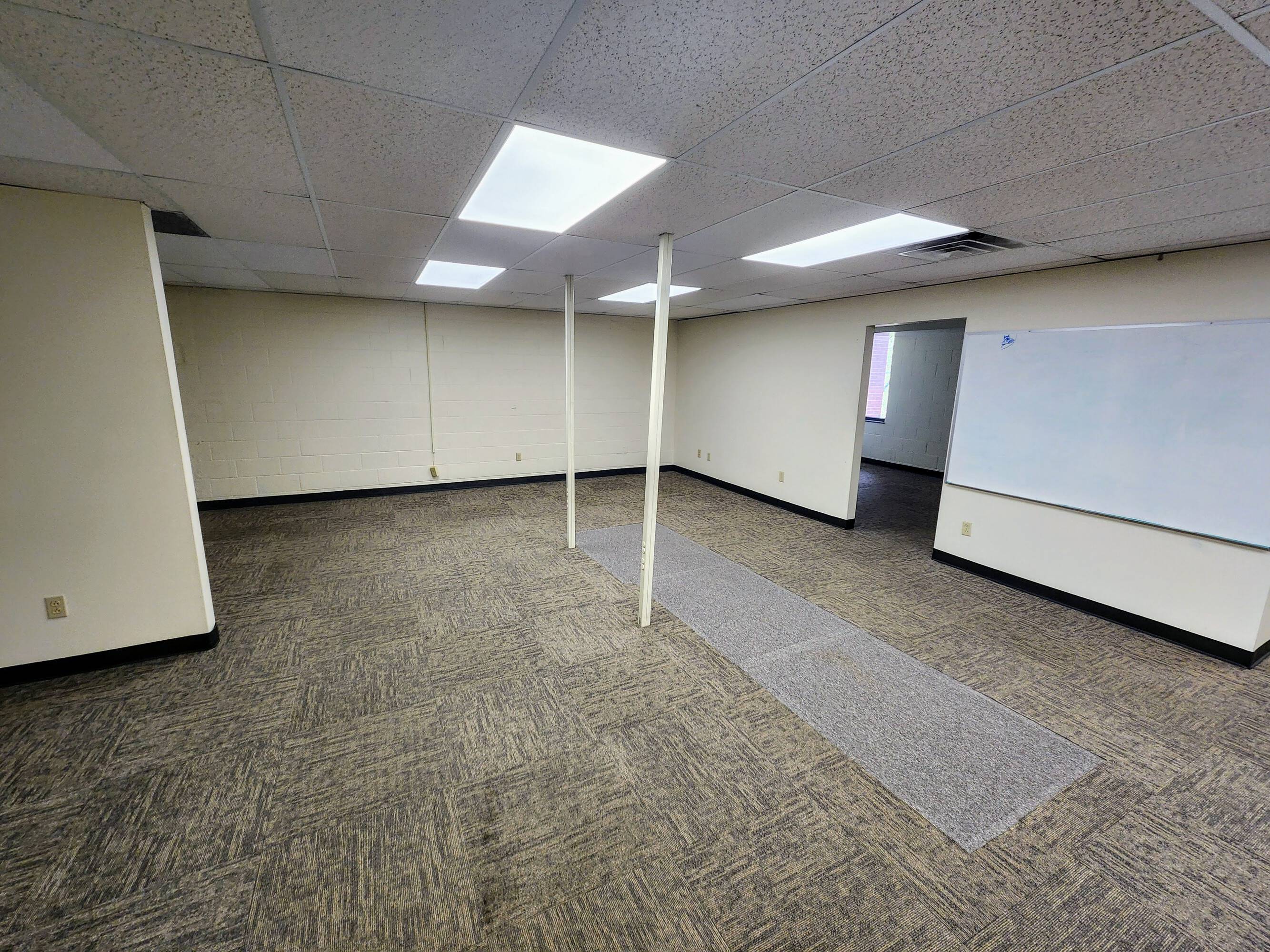 4710 Chimney Dr, Charleston, WV 25302