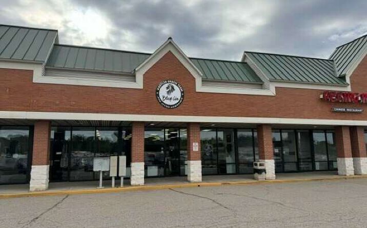 Pictures of Retail, Office property located at 701 68th St SW, Byron Center, MI 49315 for lease - image #1