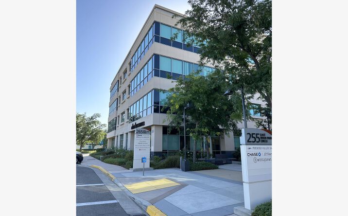 265 E River Park Cir, Fresno, CA 93720 | Crexi.com