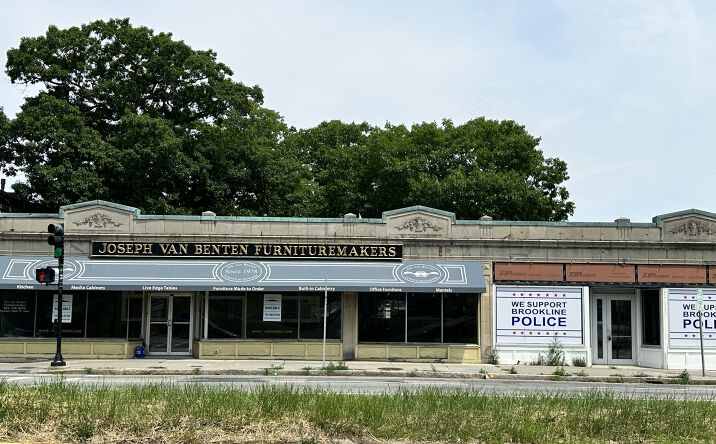 Pictures of Retail property located at 815 Boylston St, Brookline, MA 02467 for lease - image #1