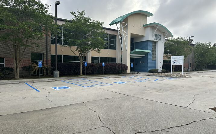 Pictures of Office property located at 2053 Gause Blvd, Slidell, LA 70461 for lease - image #1