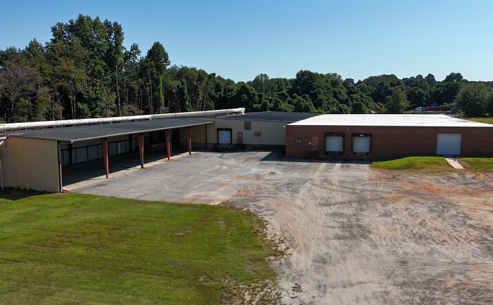 Pictures of Industrial property located at 1120 1st St W, Conover, NC 28613 for lease - image #1