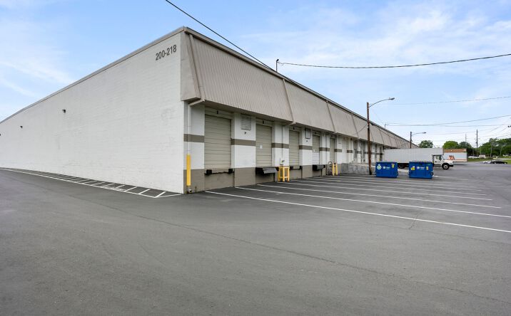 Pictures of Industrial property located at 201 Space Park S Dr, Nashville, TN 37211 for lease - image #1