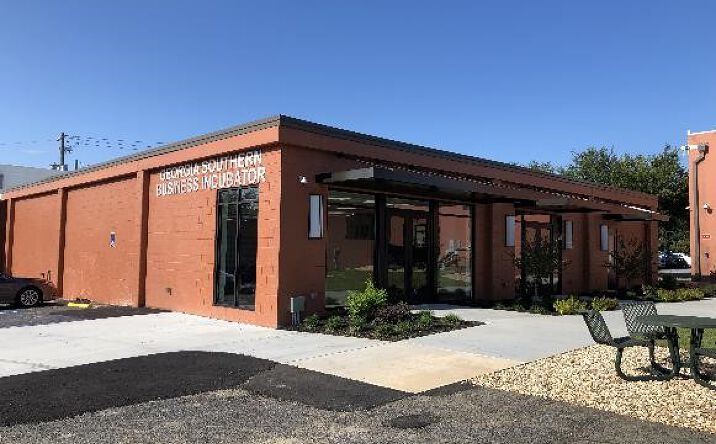 Pictures of Office property located at 64 E Main St, Statesboro, GA 30458 for lease - image #1