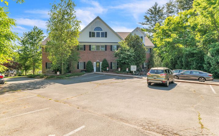 Pictures of Office property located at 44 Belchertown Rd, Amherst, MA 01002 for sales - image #1