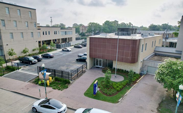 Pictures of Office property located at 731 Jefferson St, Lafayette, LA 70501 for lease - image #1