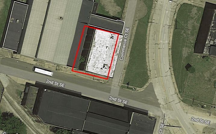 Pictures of Industrial property located at 715 2nd St Se, Canton, OH 44707 for lease - image #1
