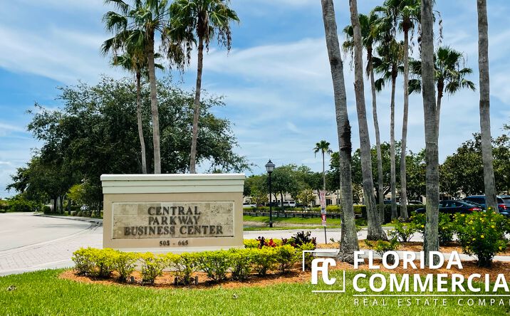 Pictures of Office property located at 610-628 SE Central Pkwy, Stuart, FL 34994 for lease - image #1