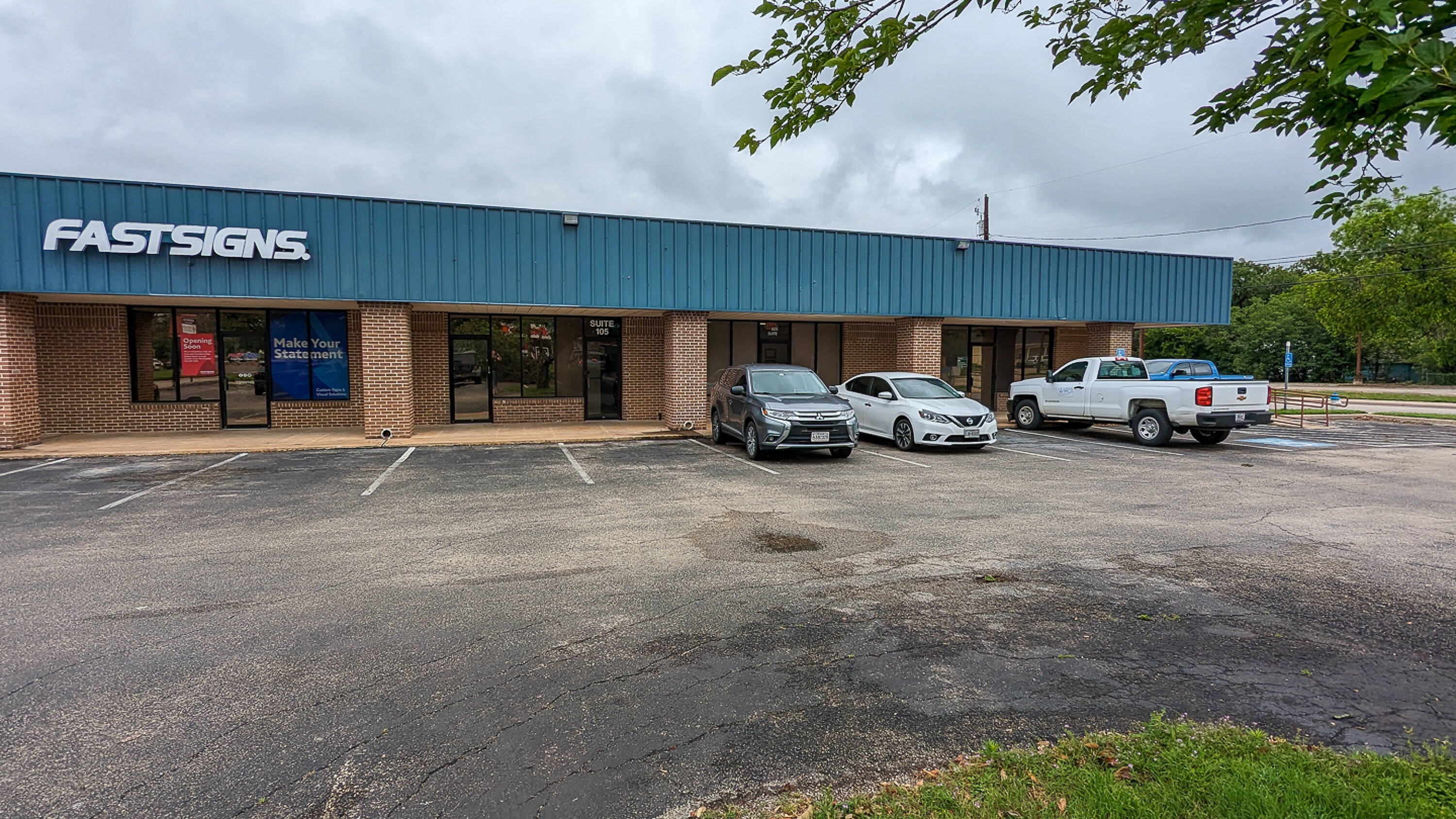 505 W University Ave, TX 78626