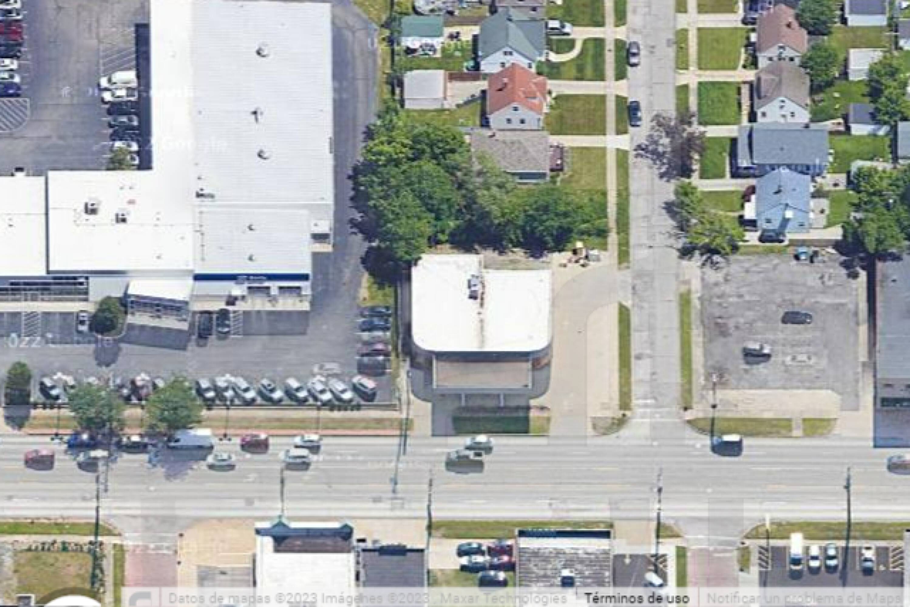 5747 Ridge 5245 RIDGE RD Parma OH 44129-1418 APN: 44321007 | Crexi.com