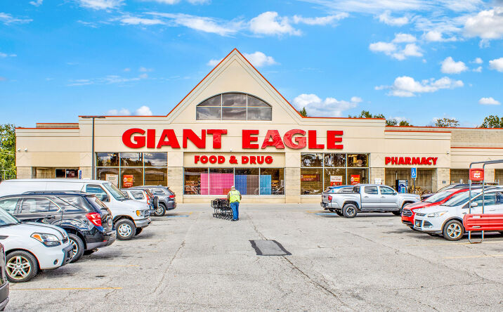 Pictures of Retail property located at 2801 E. Waterloo Road, Akron, OH 44312 for lease - image #1
