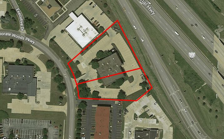 Pictures of Office property located at 1575 Corporate Woods Pkwy, Uniontown, OH 44685 for lease - image #1