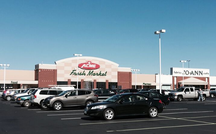 Pictures of Retail property located at 3979 Medina Rd, Akron, OH 44333 for lease - image #1