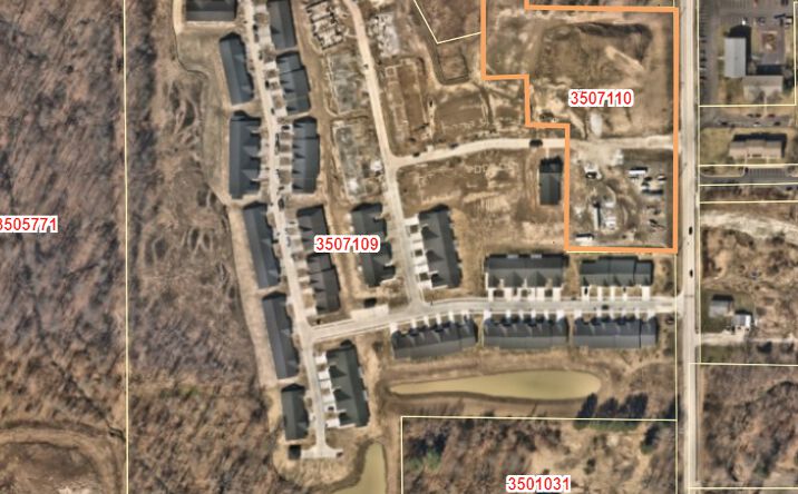 Pictures of Land property located at 100 Nottingham Trl, Cuyahoga Falls, OH 44224 for sales - image #1